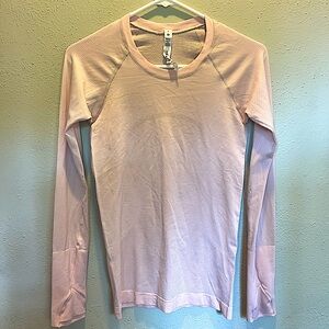 LuluLemon Swiftly Tech Long sleeve Size 4 Baby Pink